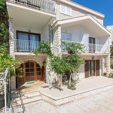 Miandmi Apartments Макарска Экстерьер фото