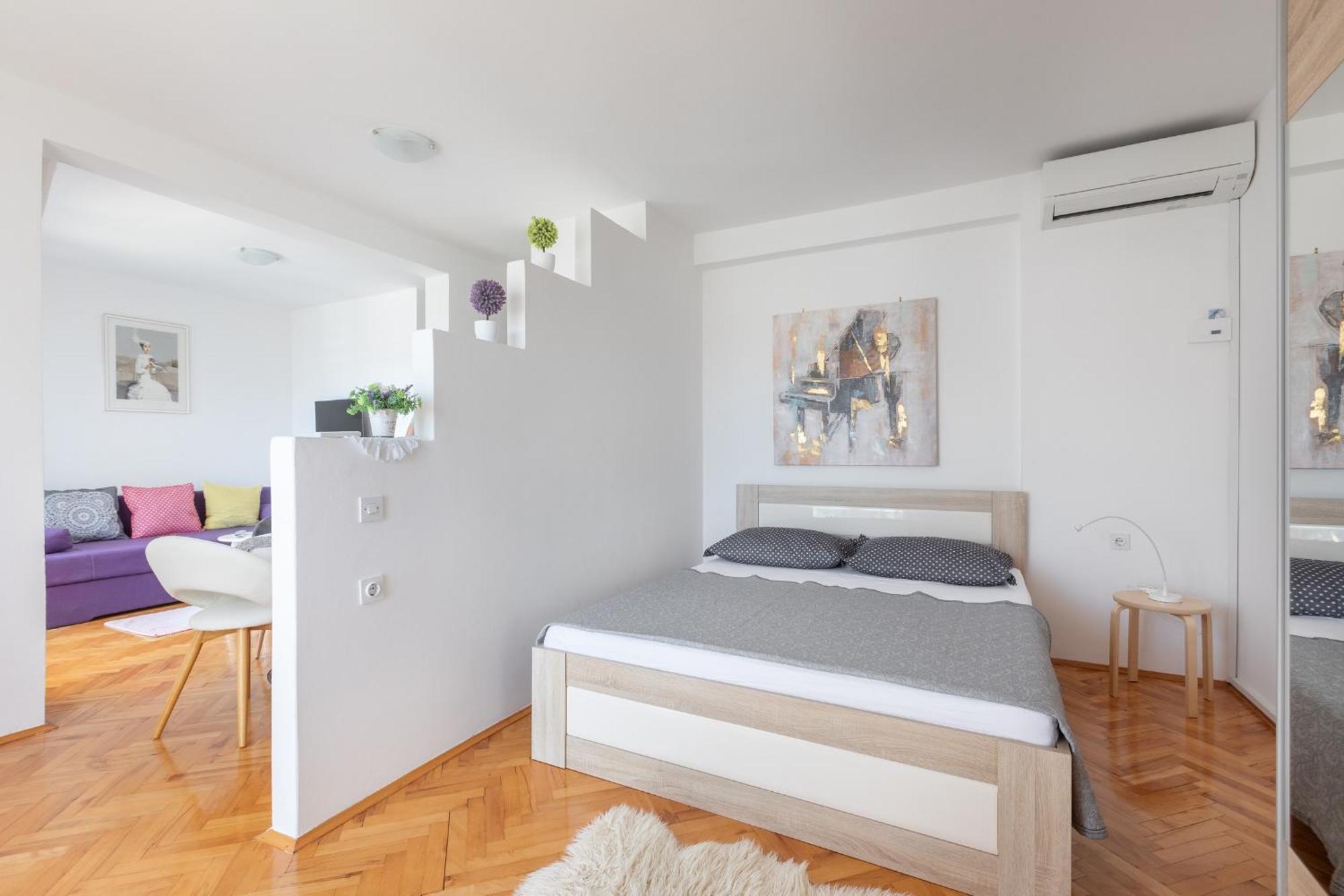 Miandmi Apartments Макарска Экстерьер фото